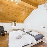 Apartment For 6 The Heart Of